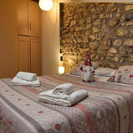 Prigioni House Bed & Breakfast Peschiera del Garda Bagian luar foto