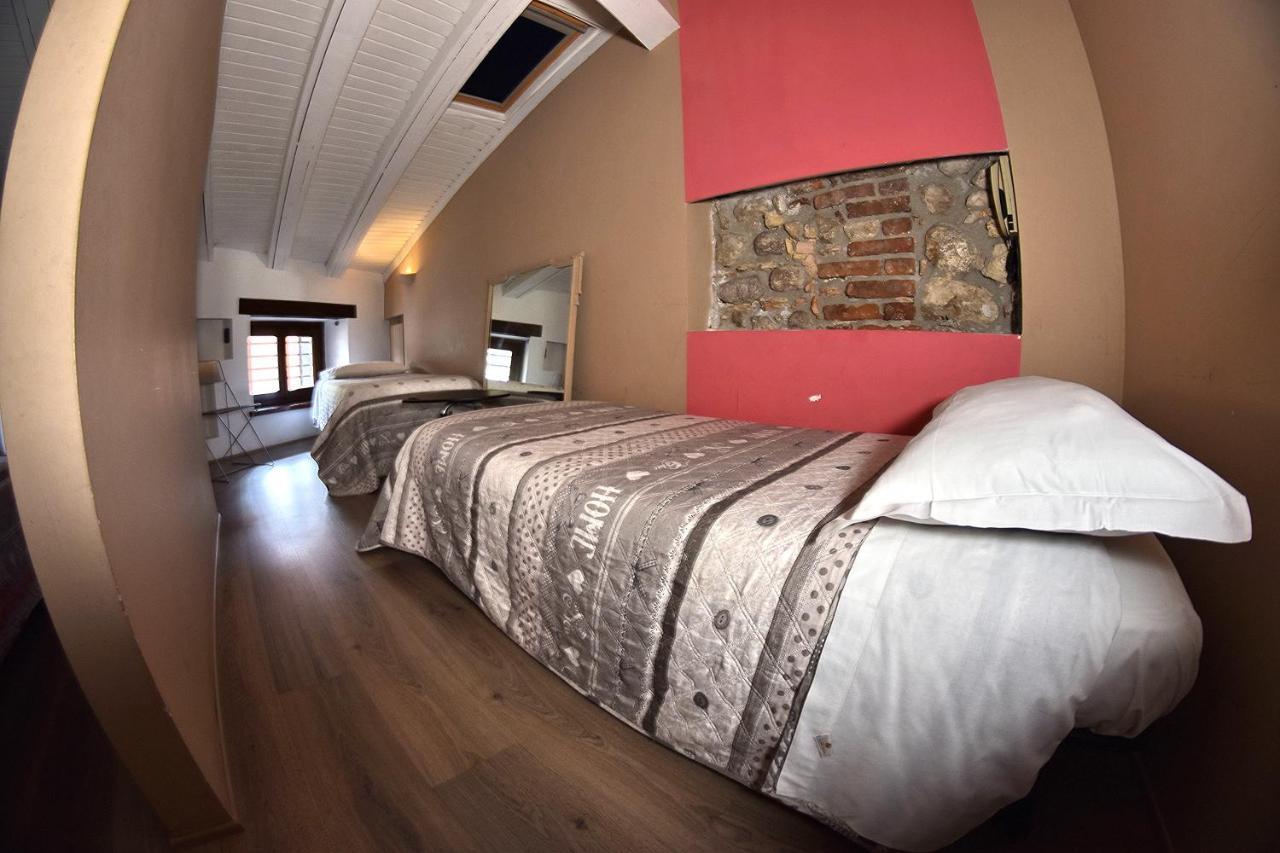 Prigioni House Bed & Breakfast Peschiera del Garda Bagian luar foto