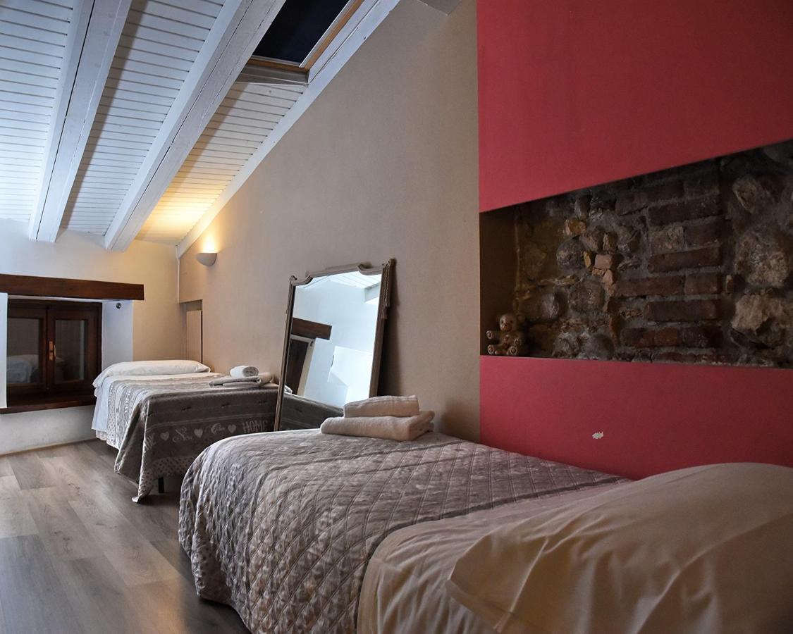 Prigioni House Bed & Breakfast Peschiera del Garda Bagian luar foto