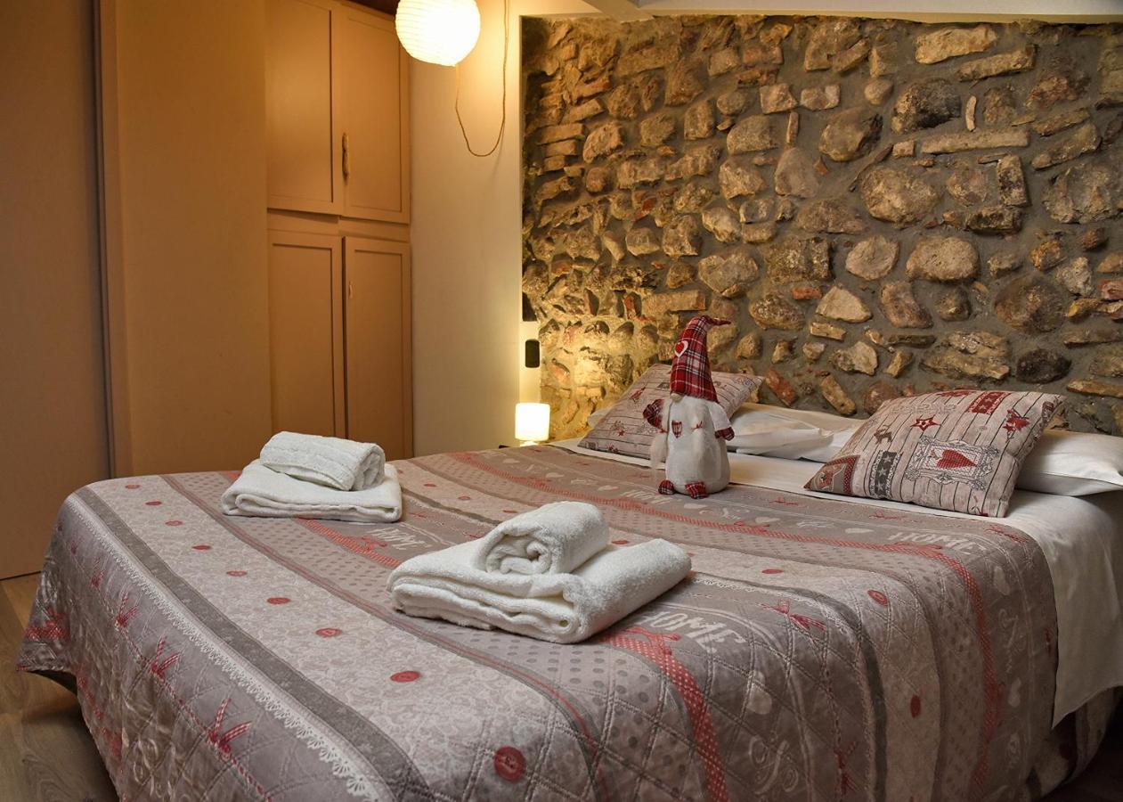 Prigioni House Bed & Breakfast Peschiera del Garda Bagian luar foto