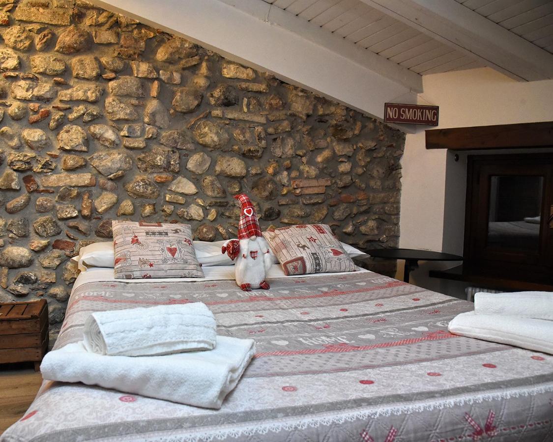 Prigioni House Bed & Breakfast Peschiera del Garda Bagian luar foto
