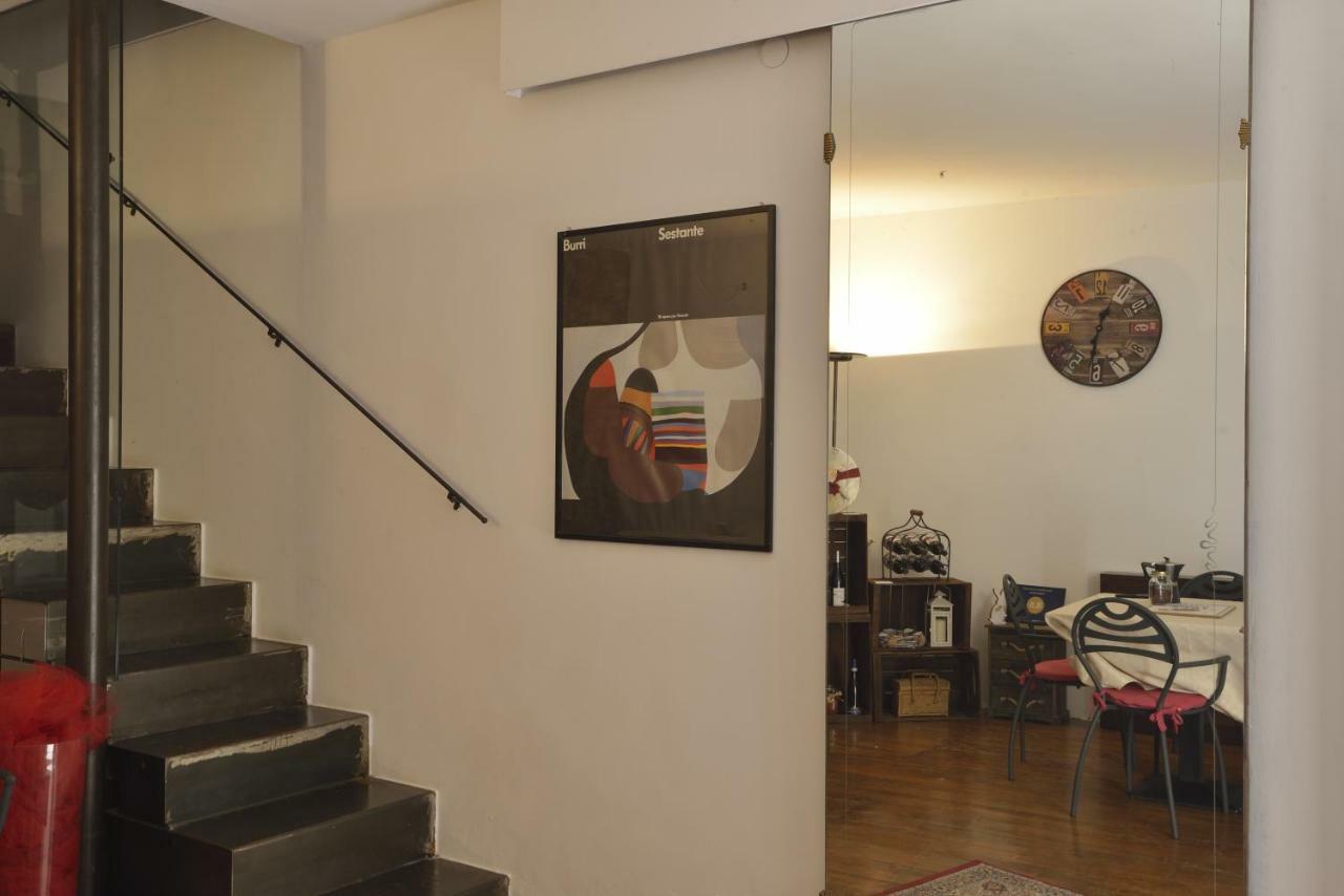 Prigioni House Bed & Breakfast Peschiera del Garda Bagian luar foto