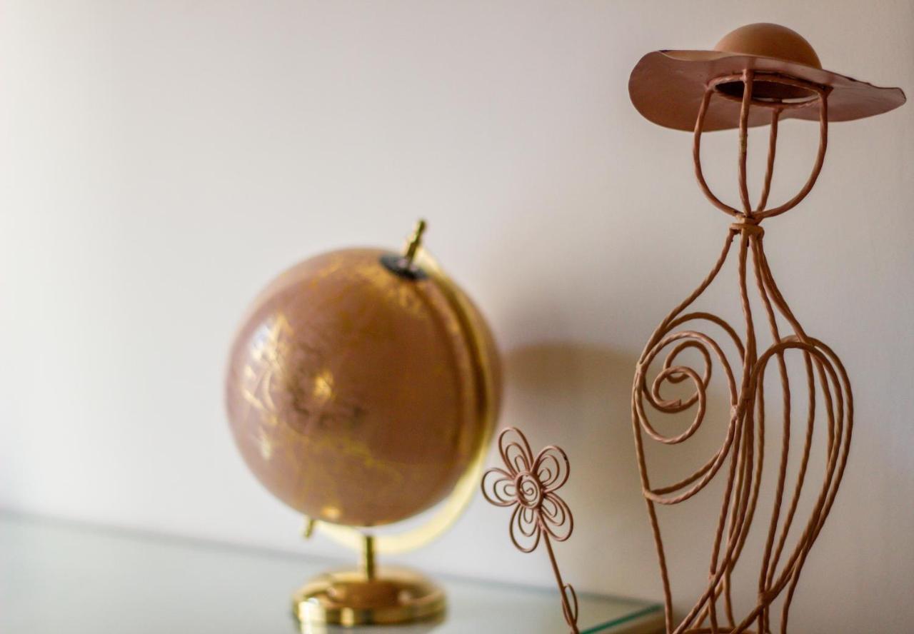 Prigioni House Bed & Breakfast Peschiera del Garda Bagian luar foto